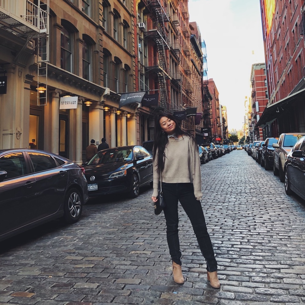 Meet your Posher, Oona